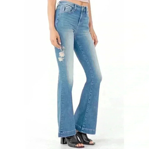 Miss Me High-Rise Flare w Floral Embroidery #H38519H, size 25, 34” inseam, NWT - Picture 4 of 12